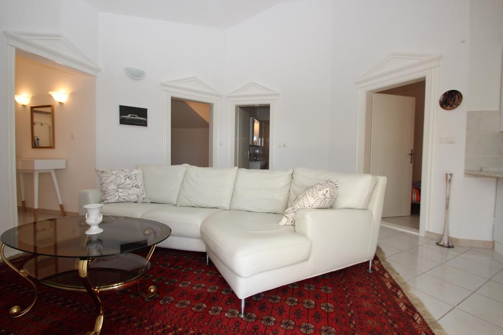 Residence Vogt โปเรช ภายนอก รูปภาพ